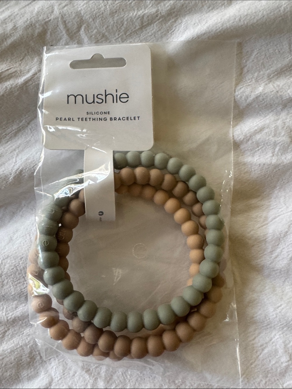 Mushie Silicone Pearl Teething Bracelet - Sage & Beige